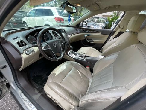 Used 2011 Buick Regal CXL image 24