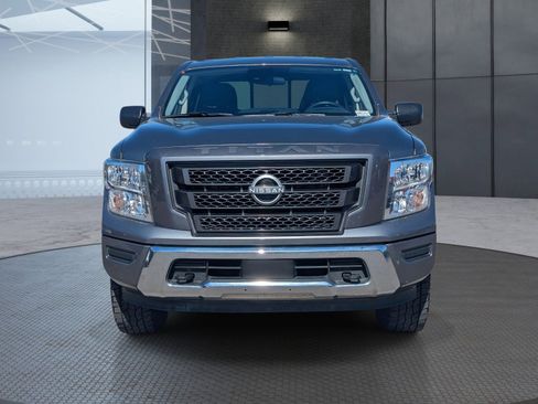 Used 2024 Nissan Titan SV image 9