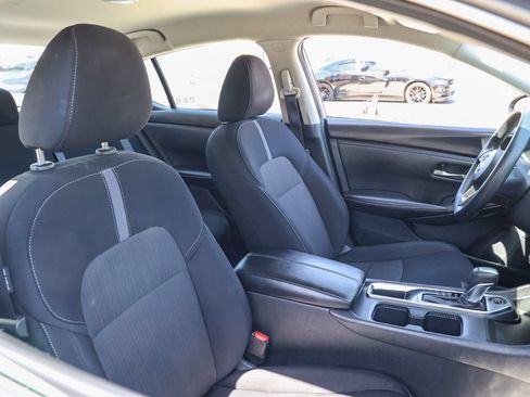 Used 2024 Nissan Altima 2.5 SR FWD image 20