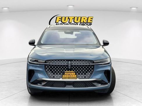 New 2026 Lincoln Nautilus Reserve AWD/4WD image 3