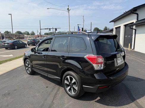 Used 2017 Subaru Forester 2.5i Premium AWD/4WD image 3