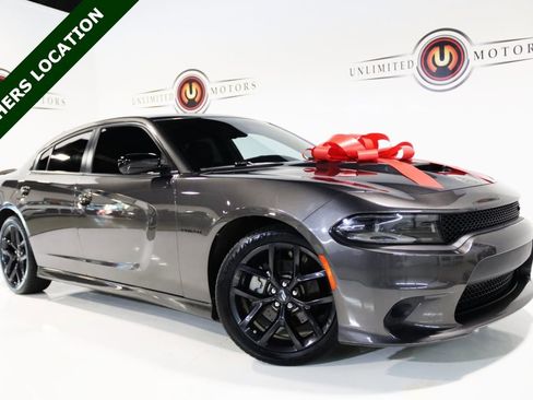Used 2022 Dodge Charger R/T w/ Blacktop Package image 1