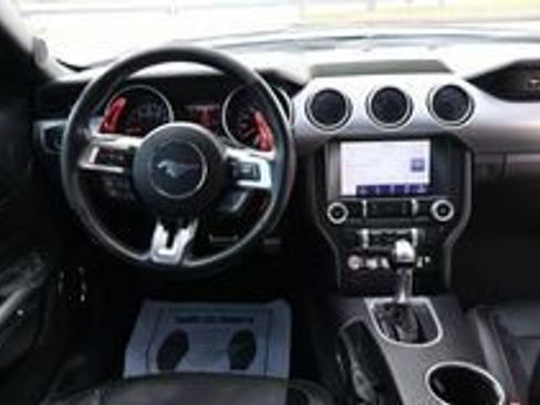 Used 2020 Ford Mustang Premium image 11