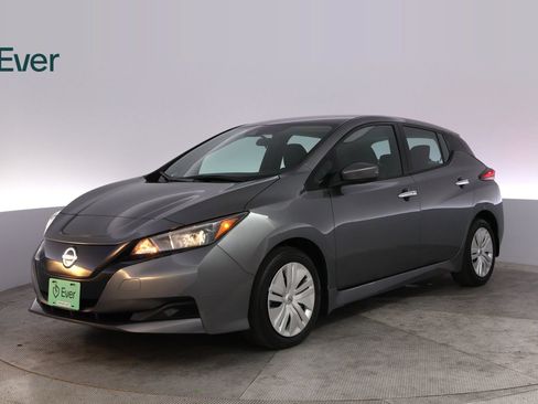Used 2025 Nissan Leaf S FWD image 2