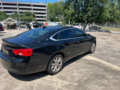 Used 2017 Chevrolet Impala LT w/ Convenience Package FWD image 5