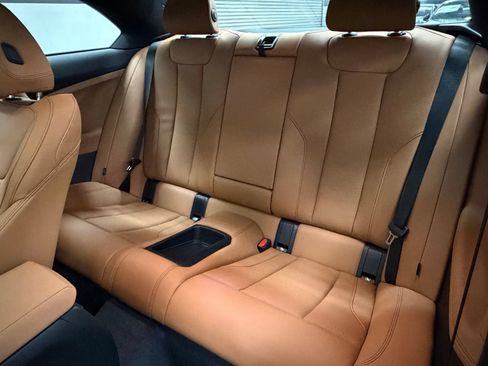 Used 2024 BMW 230i Coupe w/ Convenience Package RWD image 29