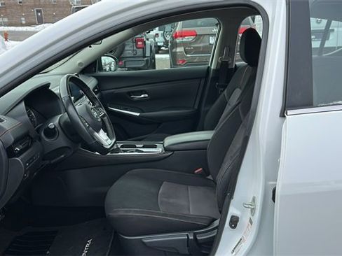 Used 2022 Nissan Sentra SR image 9