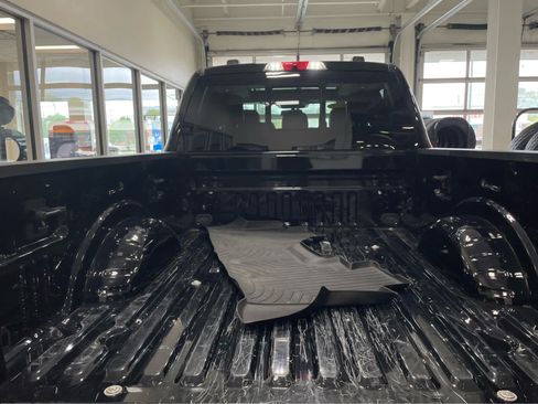 Certified 2023 Ford F250 Lariat w/ Lariat Ultimate Package AWD/4WD image 36