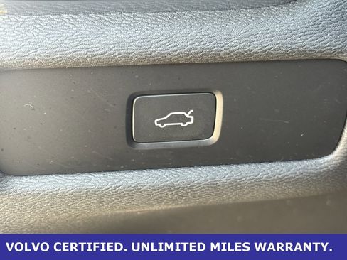 Certified 2025 Volvo V60 B5 Cross Country Plus image 20