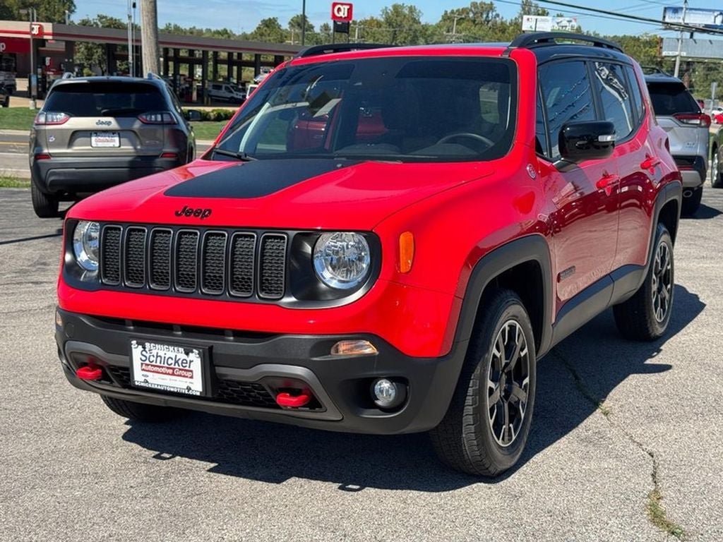 Used 2023 Jeep Renegade Trailhawk w/ Sun/Sound Group AWD/4WD image 8