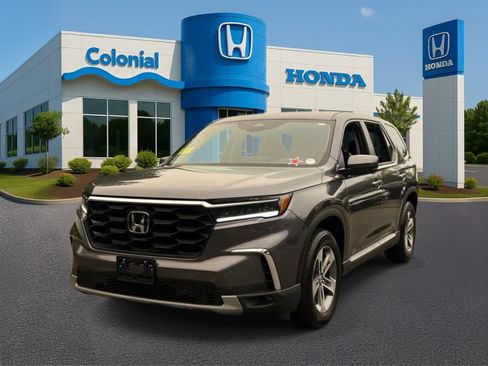 Used 2025 Honda Pilot EX-L image 1
