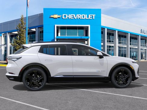 New 2025 Chevrolet Equinox EV RS w/ Convenience Package II image 29