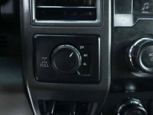 Used 2019 Ford F250 XL w/ STX Appearance Package image 36