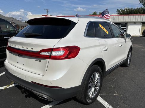 Used 2016 Lincoln MKX Select w/ Select Plus Package image 4