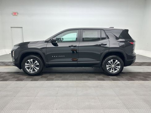 New 2026 Chevrolet Equinox LT AWD/4WD image 2