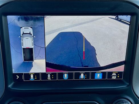 Used 2021 Chevrolet Silverado 3500 LTZ w/ LTZ Texas Edition image 17