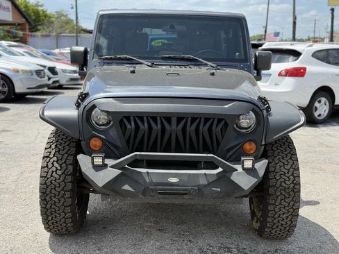 Used 2008 Jeep Wrangler Unlimited Sahara w/ Trailer Tow Group AWD/4WD image 10