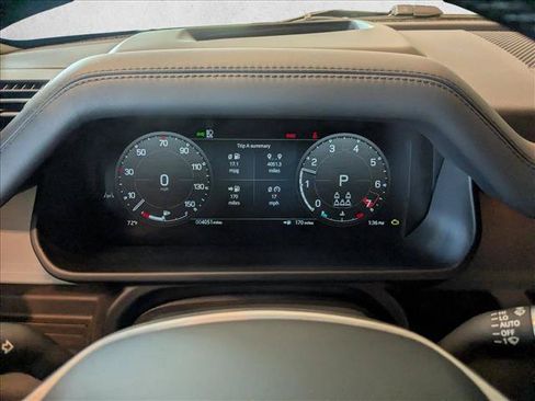 Used 2026 Land Rover Defender 130 X-Dynamic SE AWD/4WD image 10