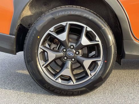 Used 2019 Subaru Crosstrek 2.0i Premium w/ Moonroof Package image 32