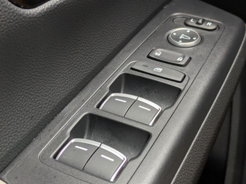Used 2025 Honda CR-V EX-L image 24