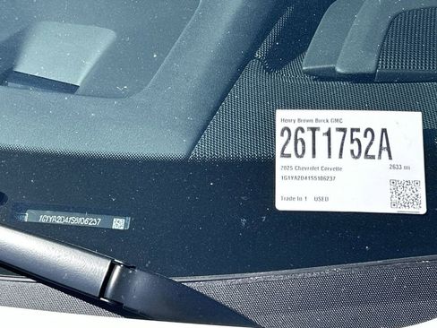 Used 2025 Chevrolet Corvette Stingray Coupe w/ 1LT image 33