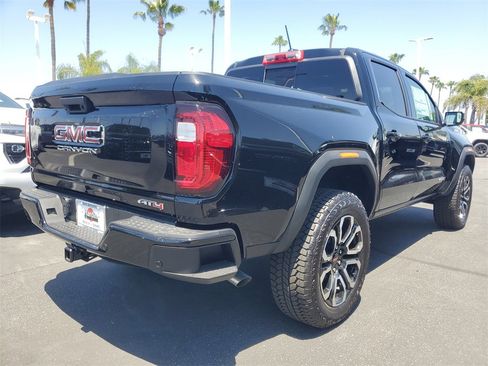 Used 2025 GMC Canyon AT4 w/ Nightfall Edition image 4
