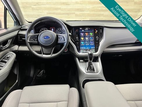 Used 2025 Subaru Legacy Premium AWD/4WD image 2