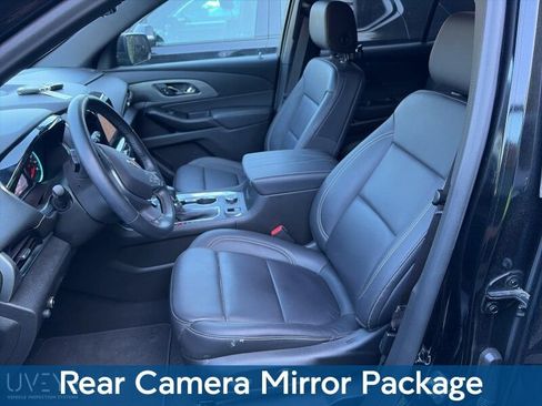 Used 2023 Chevrolet Traverse LT w/ LT Premium Package AWD/4WD image 7