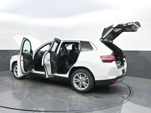 Used 2025 BMW X3 xDrive30i w/ Convenience Package image 50