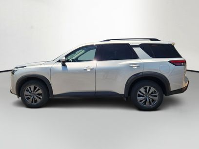 Used 2025 Nissan Pathfinder SV