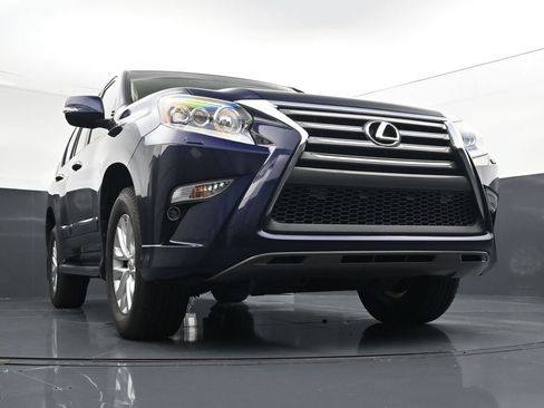 Used 2017 Lexus GX 460 AWD/4WD image 18