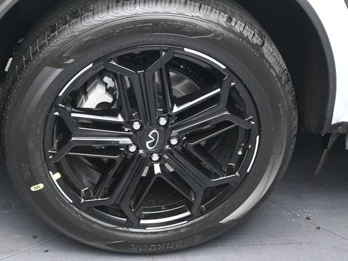 New 2026 INFINITI QX60 Sport w/ Dark Cargo Package image 5