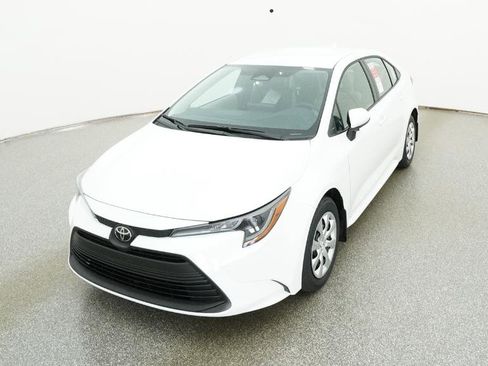 New 2026 Toyota Corolla LE image 5