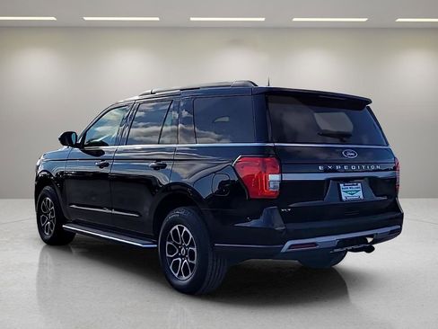 Certified 2022 Ford Expedition XLT image 6