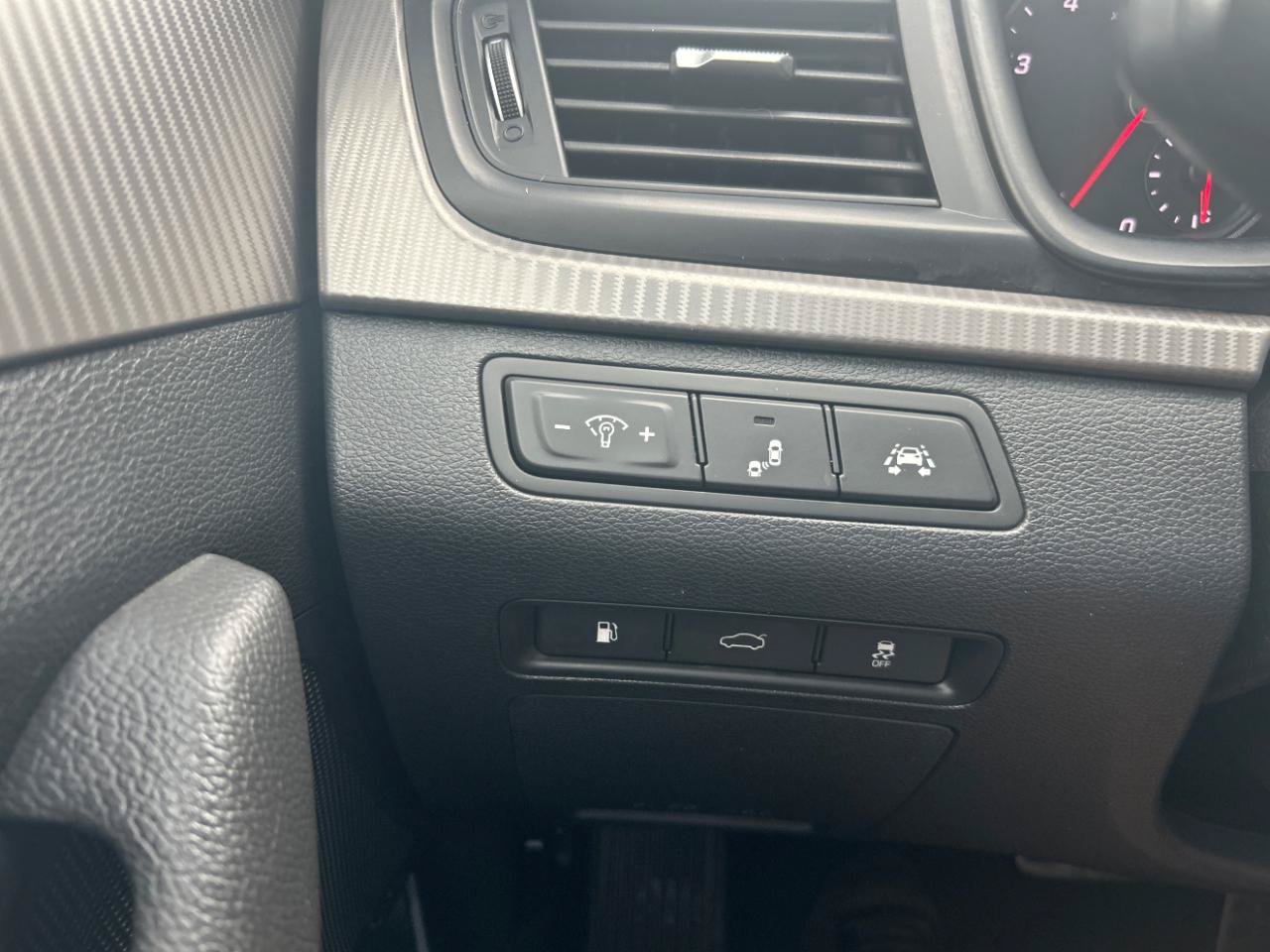 Used 2018 Hyundai Sonata Limited FWD image 18