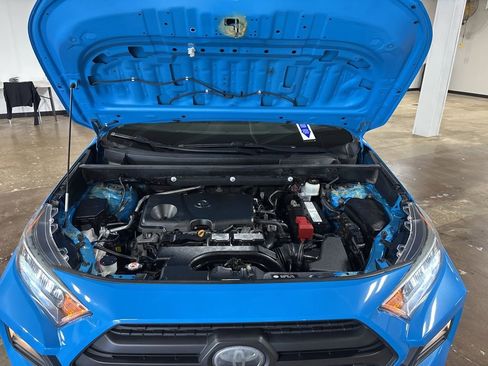 Used 2019 Toyota RAV4 Adventure w/ Advanced Technology Package AWD/4WD image 9