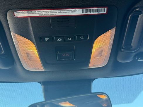 Used 2020 Toyota Corolla SE image 29