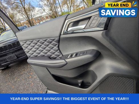 Used 2023 Mitsubishi Outlander SEL image 30