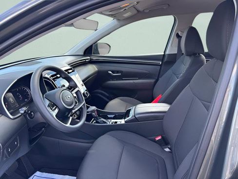 Used 2023 Hyundai Tucson SE AWD/4WD image 4