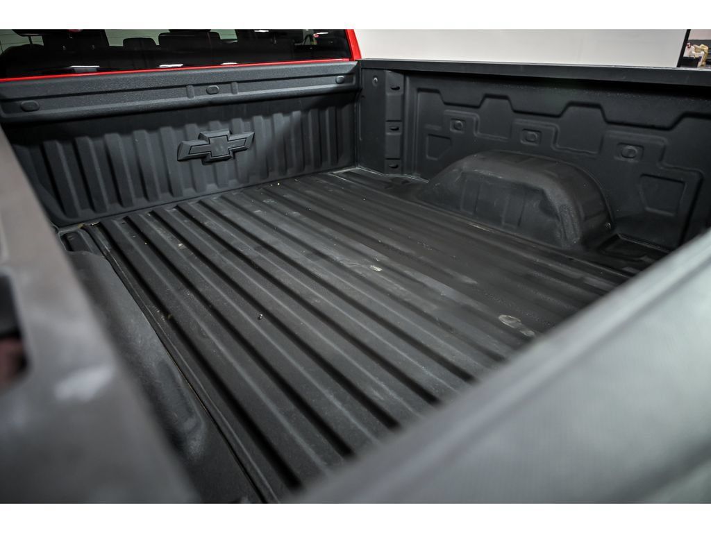 Used 2023 Chevrolet Silverado 1500 RST AWD/4WD image 9