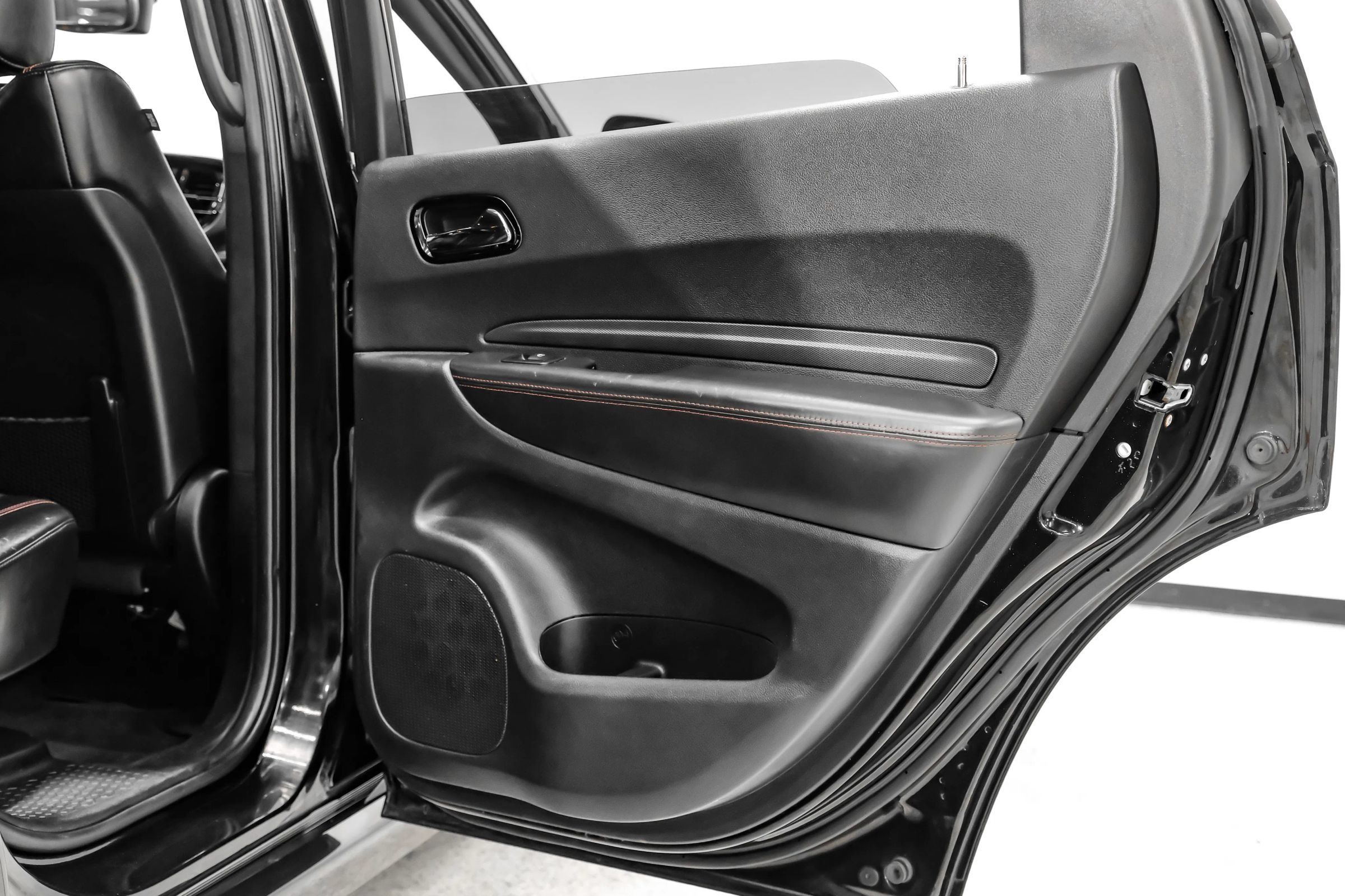 Used 2022 Dodge Durango R/T w/ Blacktop Package RWD image 45