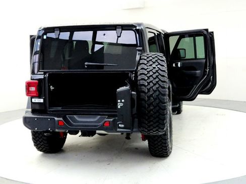 Used 2025 Jeep Wrangler Unlimited Sport AWD/4WD image 11