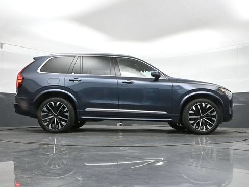 Used 2026 Volvo XC90 B6 Plus AWD/4WD image 42