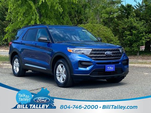 Certified 2023 Ford Explorer XLT AWD/4WD image 1