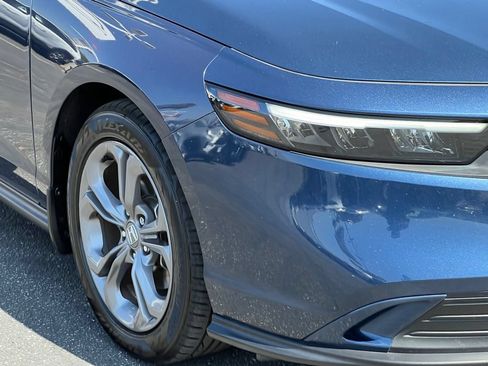 Used 2024 Honda Accord EX image 14