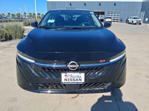 New 2026 Nissan Sentra SR w/ Floor Mat Package FWD image 2