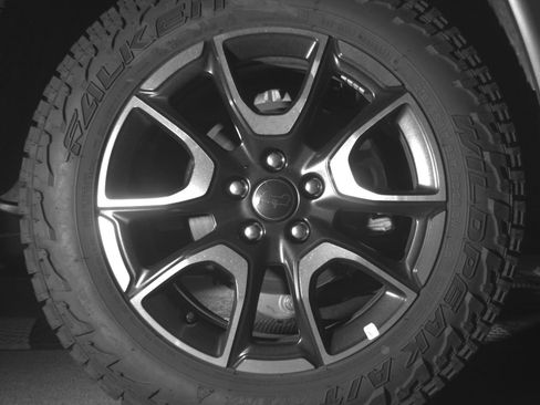 Used 2025 Jeep Compass Trailhawk image 15