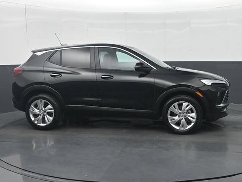 Used 2025 Buick Encore GX Preferred FWD image 8