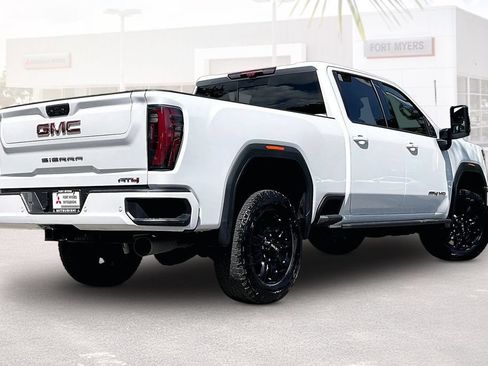 Used 2025 GMC Sierra 2500 AT4 w/ AT4 Premium Plus Package AWD/4WD image 32