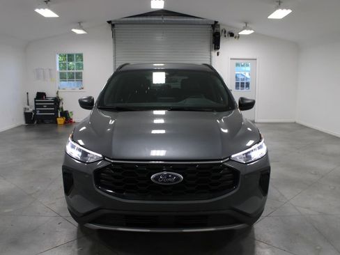 Used 2025 Ford Escape ST-Line AWD/4WD image 3